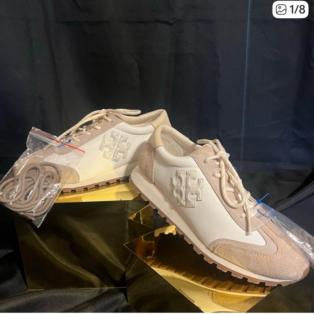 Tory Burch Good Luck Trainer Sneakers in white leather and Beige size 8 NWOT